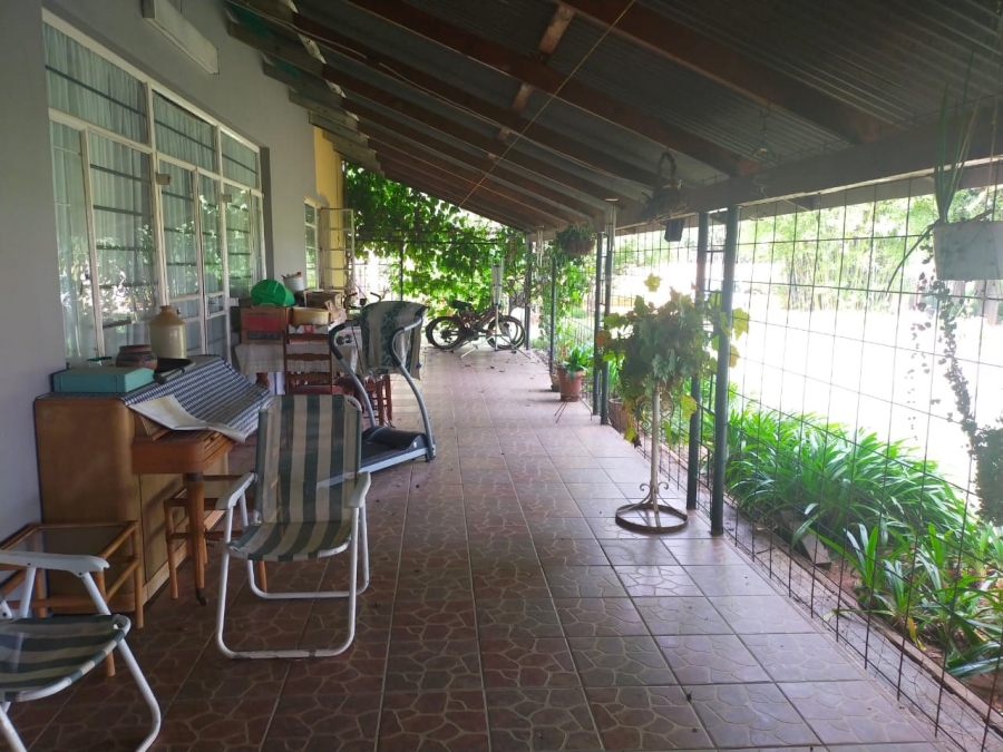 4 Bedroom Property for Sale in Kroondal North West